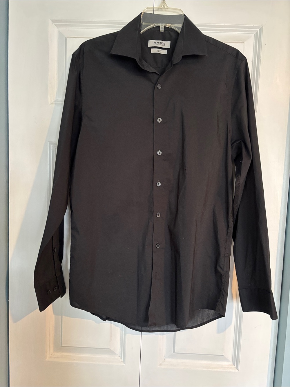 Kenneth Cole Reaction Men's Solid Black Long-Sleeve Dress Shirt